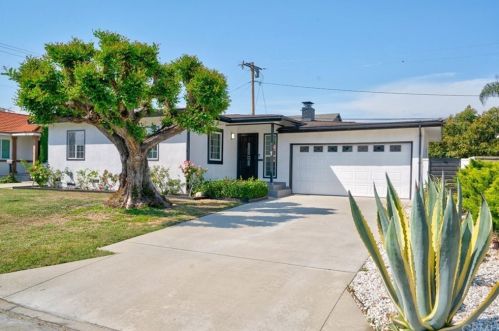 8375 7th St, Downey, CA 90241-3485