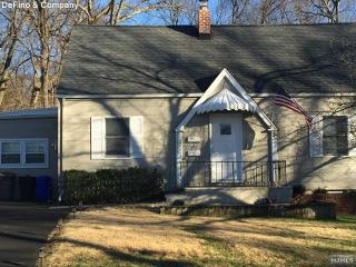 20 Calumet Ave, Oakland NJ  07436-2914 exterior
