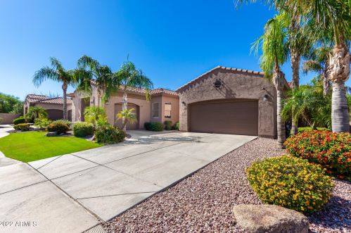 5830 Dragoon Dr, Chandler, AZ 85249-9655