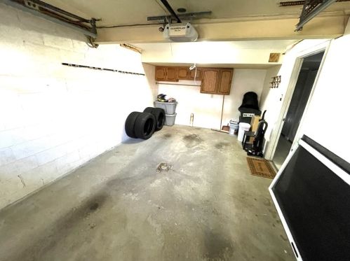 104 Woodstone Ln, New Kensington PA  15068-4642 exterior