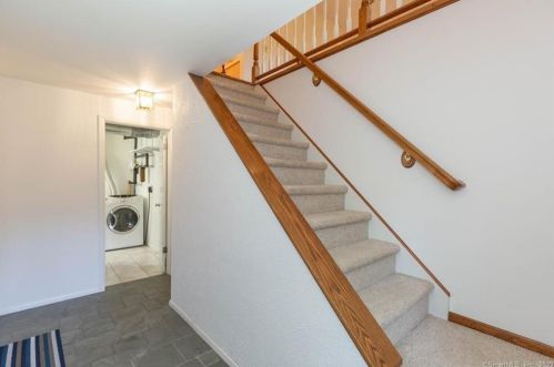 50 Putnam Park Rd, Bethel, CT 06801-2221