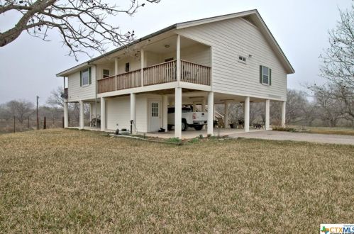 500 River Trl, Seguin, TX 78155-0968