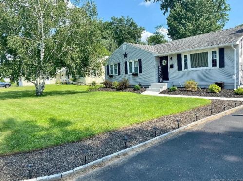 290 Rambler St, Bristol, CT 06010-3326