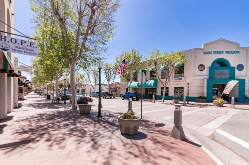 11222 Bowles Ave, Garden Grove, CA 92841-1632