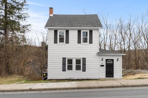 424 Central Ave, Bangor PA  18013-2122 exterior