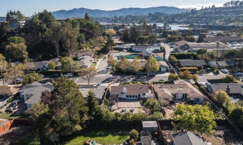 283 Cecilia Way, Tiburon CA  94920-2105 exterior