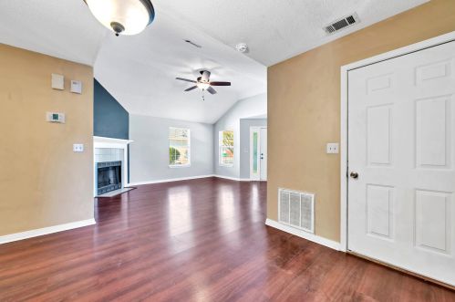 1916 Summer Hills Ln, Fort Walton Beach FL  32547-7036 exterior