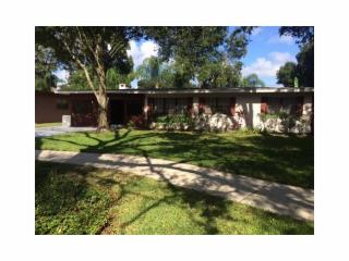 3019 Walnut St, Orlando, FL 32806-1675