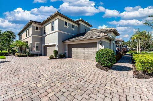 12046 Covent Garden Ct, Naples, FL 34120-4705