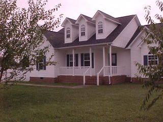 335 Cessna Cir, Winchester, TN 37398-5352