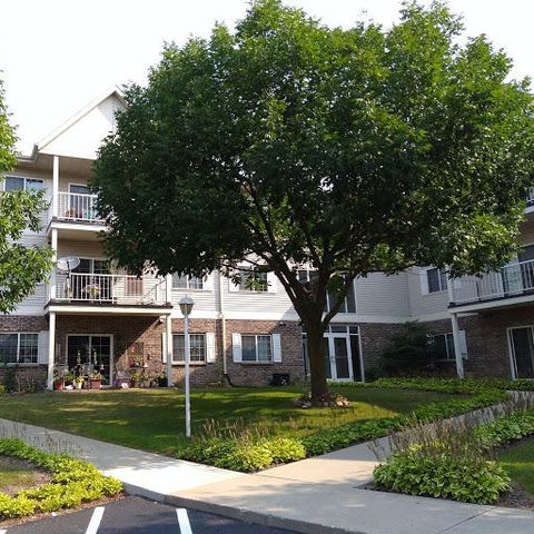 140 Commerce Blvd, Slinger WI  53086-9008 exterior