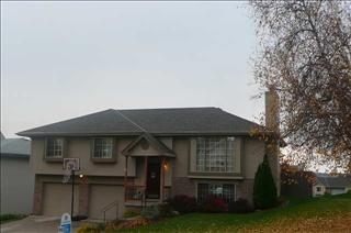 3323 124th St, Omaha, NE 68164-2573