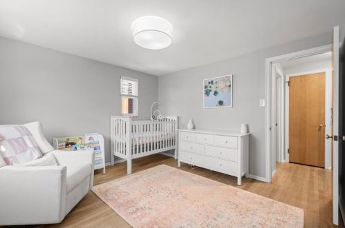 319 Questend Ave, Pittsburgh PA 15228-2461 exterior