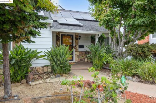 3963 Coolidge Ave, Oakland CA  94602-3428 exterior