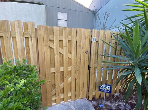 3 Crossings Cir, Boynton Beach FL  33435-2171 exterior