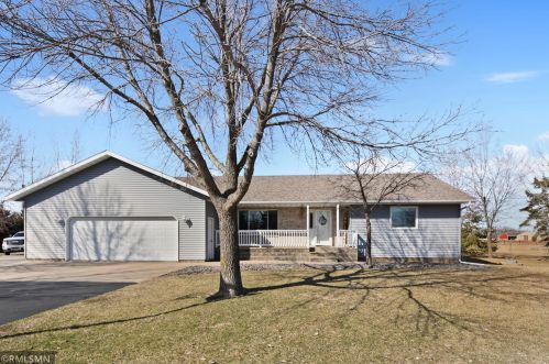 6812 242nd St, Saint Cloud, MN 56301-8849