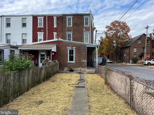 202 Franklin St, Pottstown PA  19464-5916 exterior