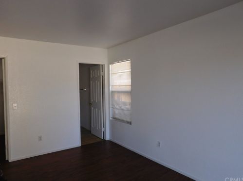 43528 32nd St, Lancaster CA  93535-4958 exterior