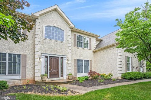 104 Spyglass Dr, Blue Bell PA  19422-3216 exterior