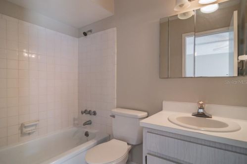 256 Las Flores, Winter Haven FL  33884-3635 exterior