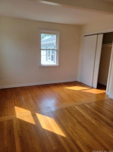 181 Frederick St, Stamford CT  06902-6101 exterior