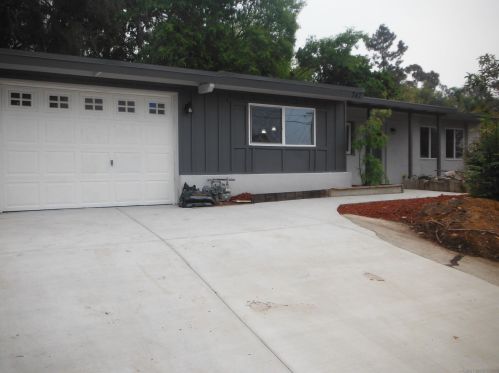 747 Garfield Ave, El Cajon CA  92020-2017 exterior