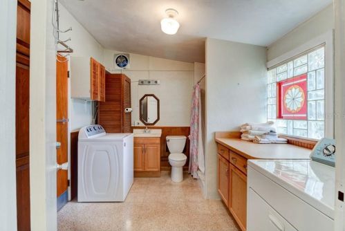 5655 Palm Ave, Daytona Beach FL 32117-3344 exterior