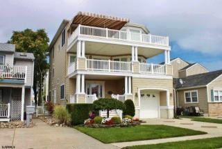 215 4th St, Brigantine City NJ  08203-3109 exterior