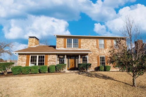 5404 Hallford Ct, Lewisville, TX 75028-1013