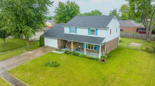 7047 Park Vista Rd, Englewood, OH 45322-2546