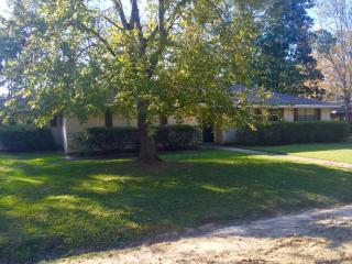 198 Sandra Lee Dr, Mandeville, LA 70448-4617