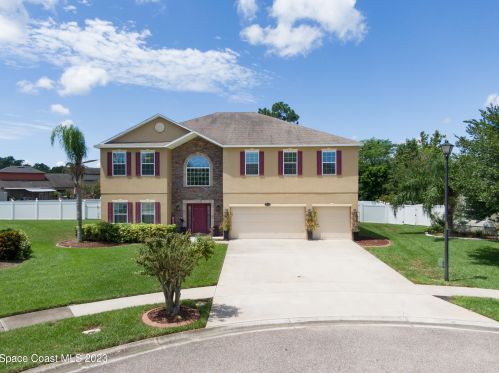 572 L M Davey Ln, Titusville, FL 32780-3289