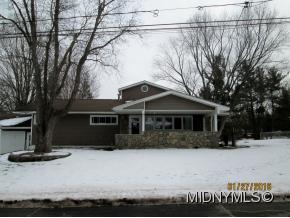 8 Pillar Dr, Whitesboro NY  13492-2010 exterior
