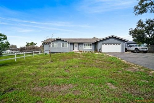 1908 Tavern Rd, Alpine, CA 91901-3126