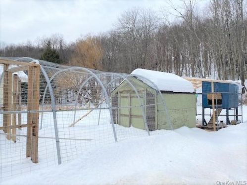 70 Spring Glen Rd, Mountaindale NY  12763-5426 exterior
