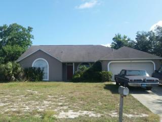 548 Anchor Dr, Deltona, FL 32725-3263