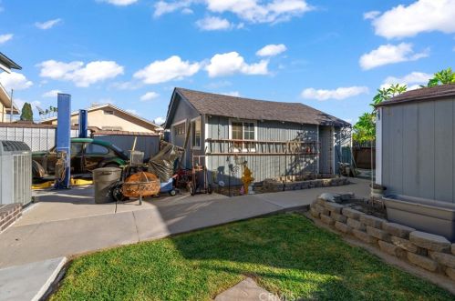 625 8th St, San Bernardino CA  92410-2916 exterior