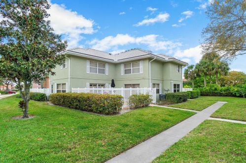 1942 Stratford Way, West Palm Beach, FL 33409-7608