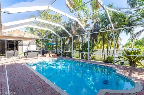 1805 47th Ter, Cape Coral, FL 33914-6277