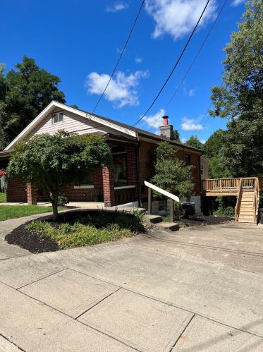 1115 Burnett Ave, Newport, KY 41071-2504