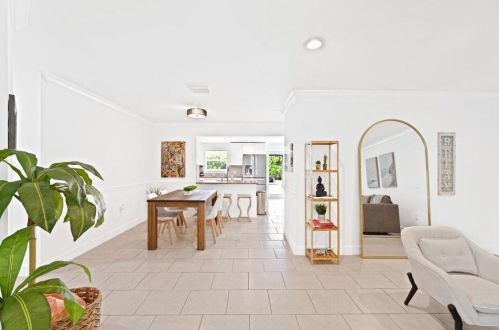 413 Philadelphia Dr, Jupiter FL  33458-4245 exterior