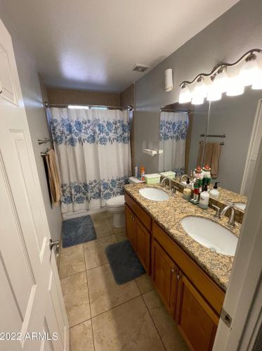 4819 Solano Dr, Glendale AZ  85303-4616 exterior