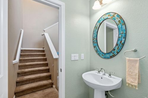 2312 Newcastle Dr, Vacaville CA  95687-8252 exterior