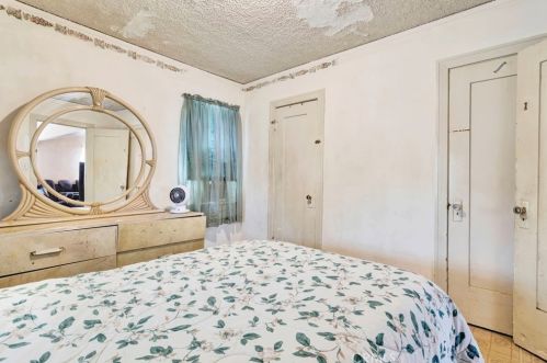 4627 Pine St, Pico Rivera CA  90660-2261 exterior