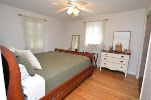 53 Spring Ln, Milford CT  06460-3209 exterior