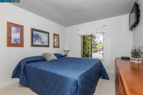 1030 Pine Meadow Ct, Pacheco CA  94553-4739 exterior