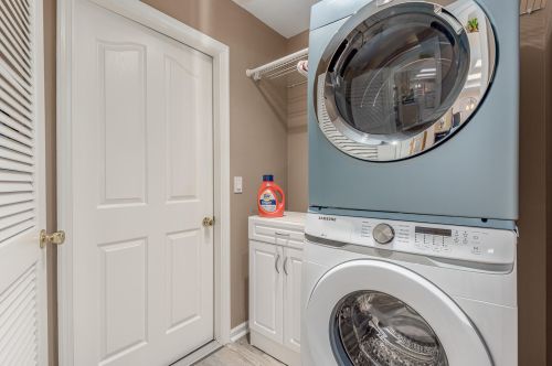 527 Greenway Ter, Port Saint Lucie FL  34983-2642 exterior