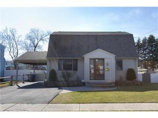 35 Sylvia Ln, Bristol, CT 06010-7627