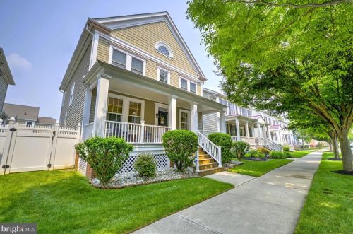1225 Park St, Trenton, NJ 08691-4157