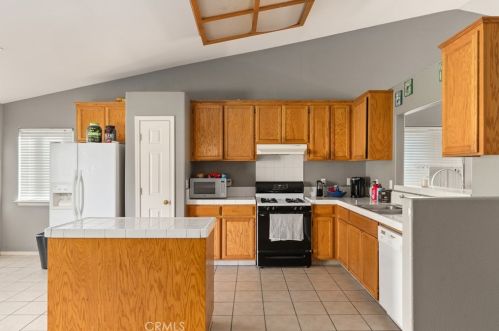 106 Antler Dr, Oroville, CA 95965-3583